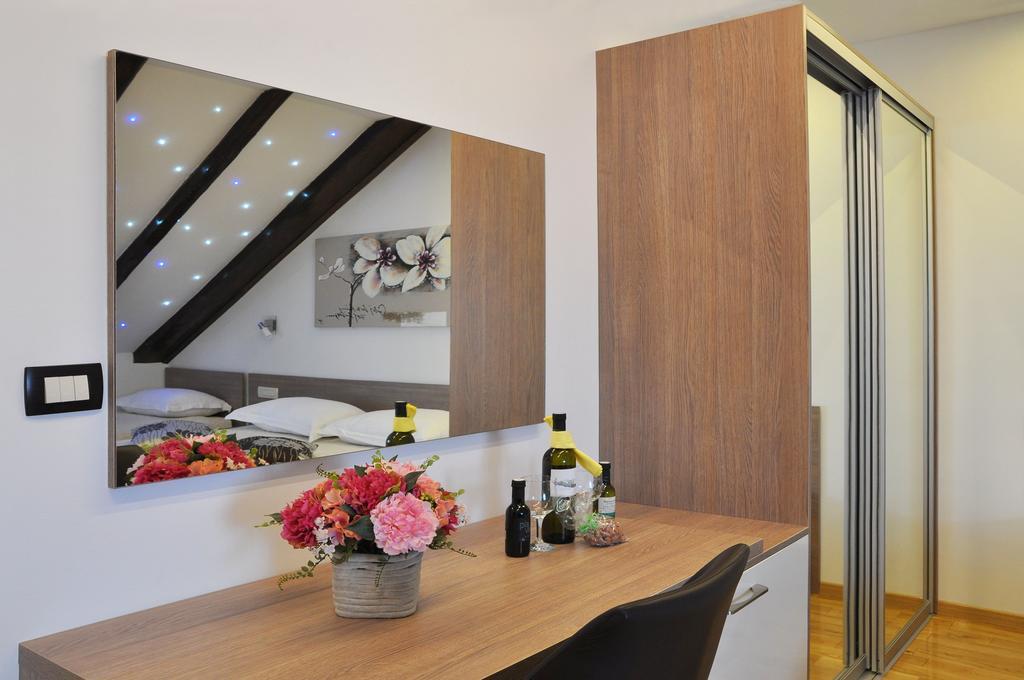 Deluxe Apartments & Rooms Sarella Сплит Стая снимка