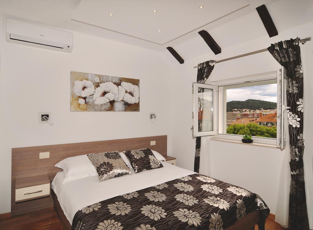 Deluxe Apartments & Rooms Sarella Сплит Стая снимка